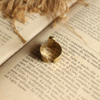 Anello "Custode di Luce" Labradorite bianca - regolabile