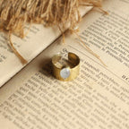 Anello "Custode di Luce" Labradorite bianca - regolabile