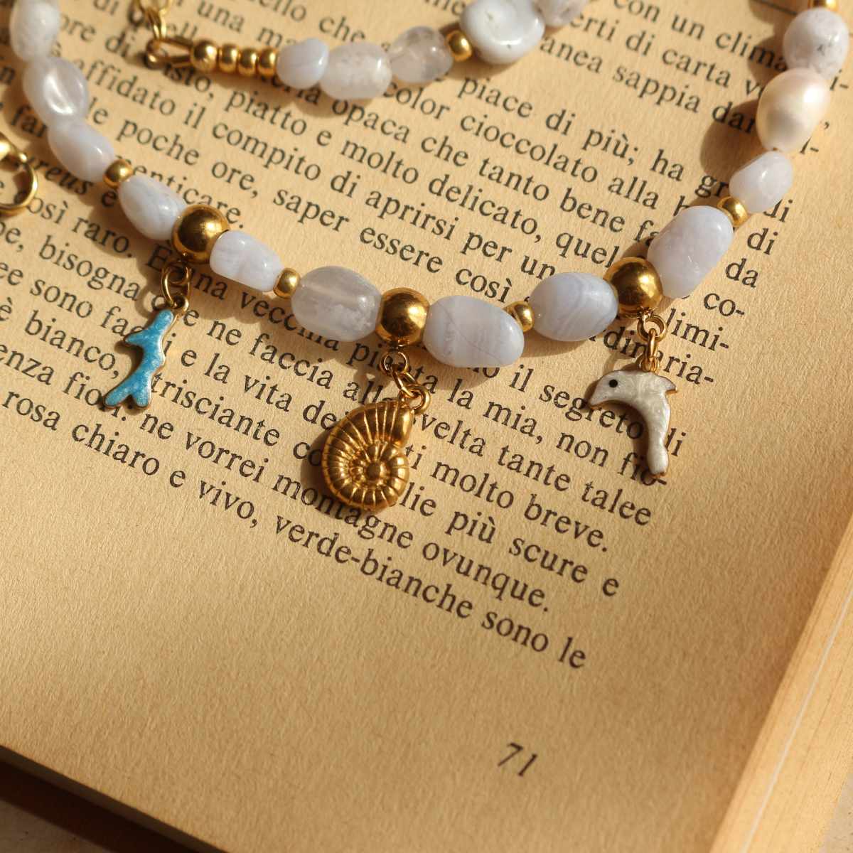 Collana con Delfino, Corallo e Conchiglia in acciaio oro