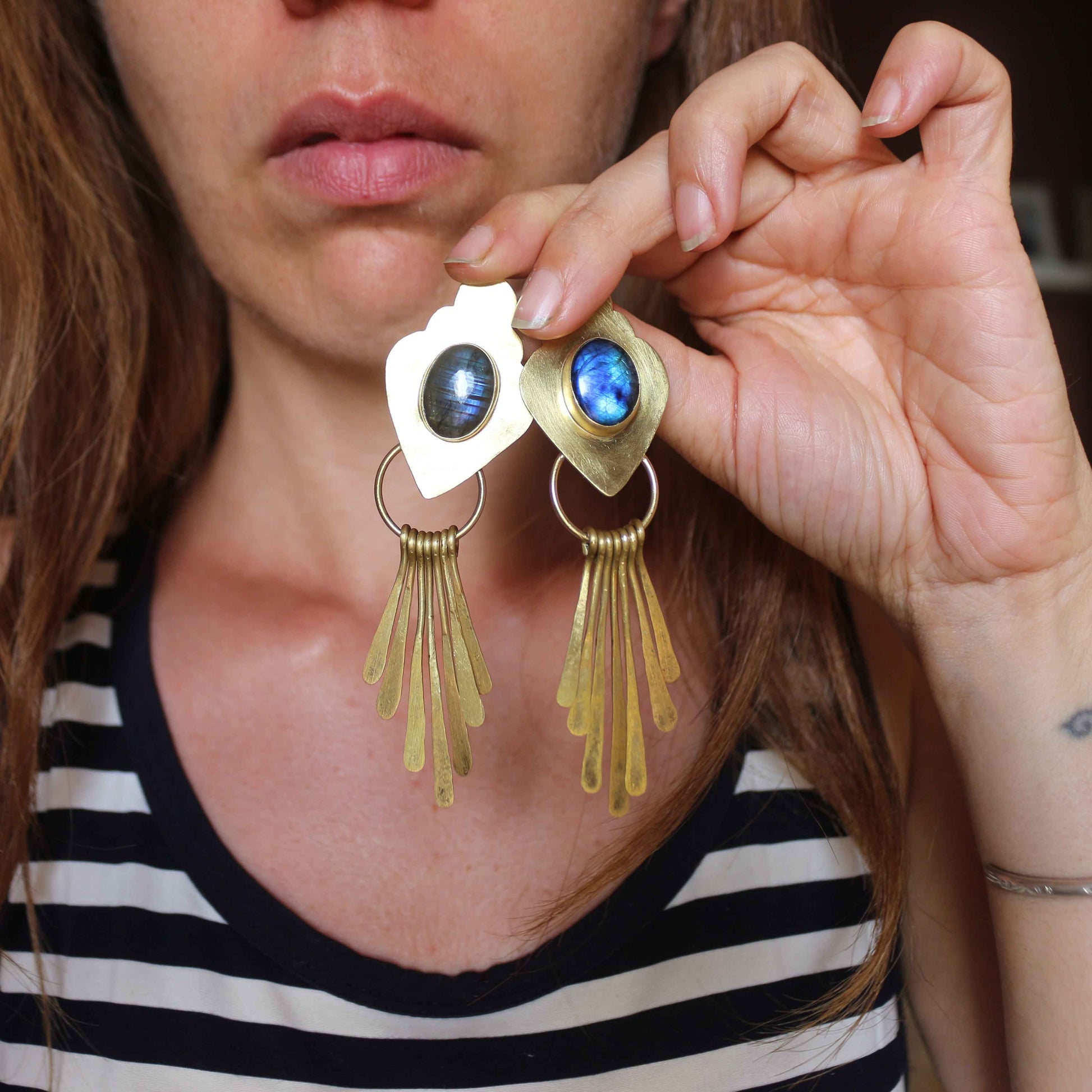 Orecchini Labradorite "Athtar" con frange