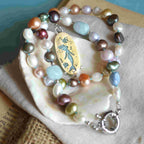 La Sirena Partenope e i suoi tesori - Choker di perle colorate e Ciondolo Sirena