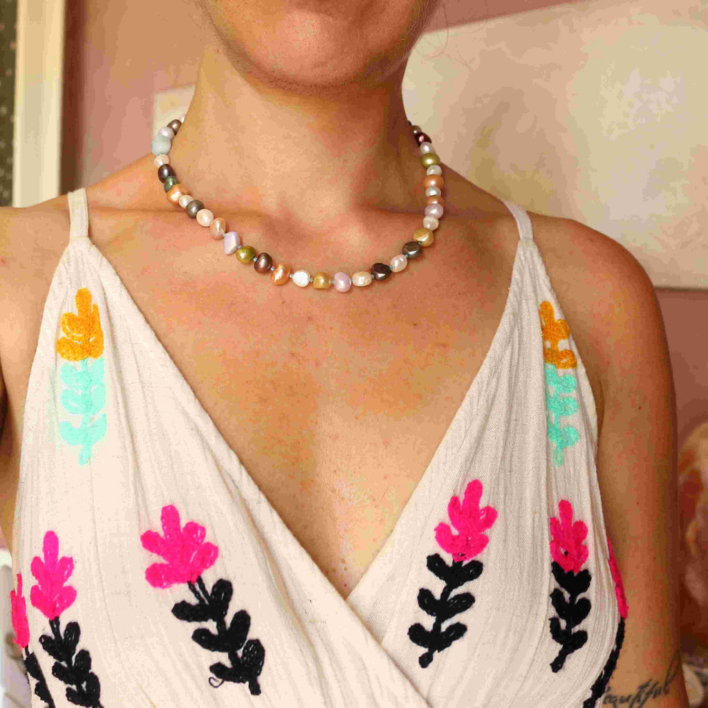 La Sirena Partenope e i suoi tesori - Choker di perle colorate e Ciondolo Sirena
