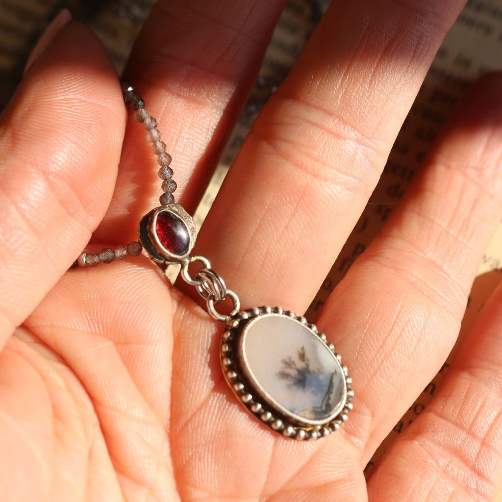 Collana "Pozione di Mezzanotte"