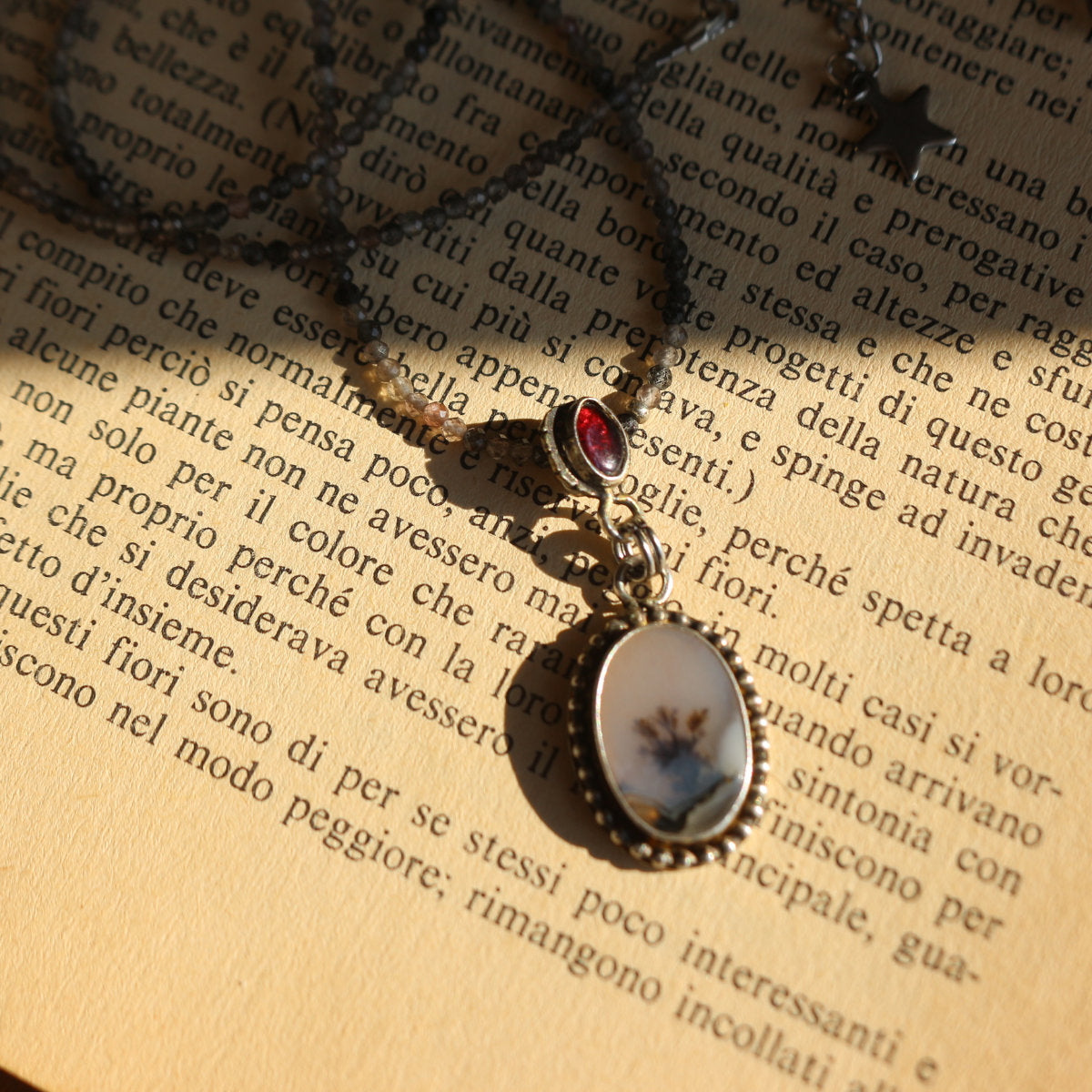 Collana "Pozione di Mezzanotte"