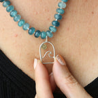 Collana "Onda Solitaria con Sole"
