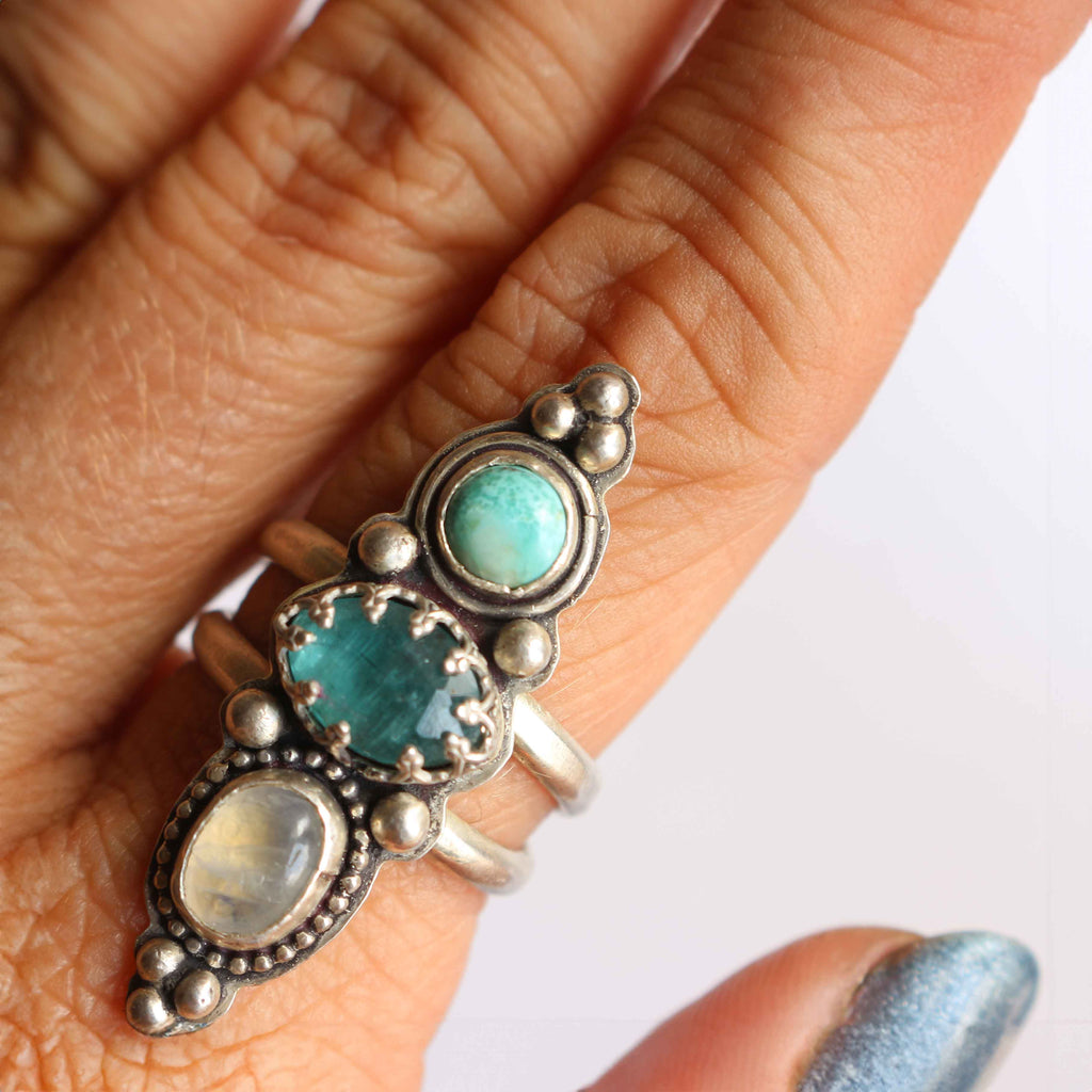 Anello "Trilogia dell'Acqua" Acquamarina, Turchese naturale e Labradorite bianca