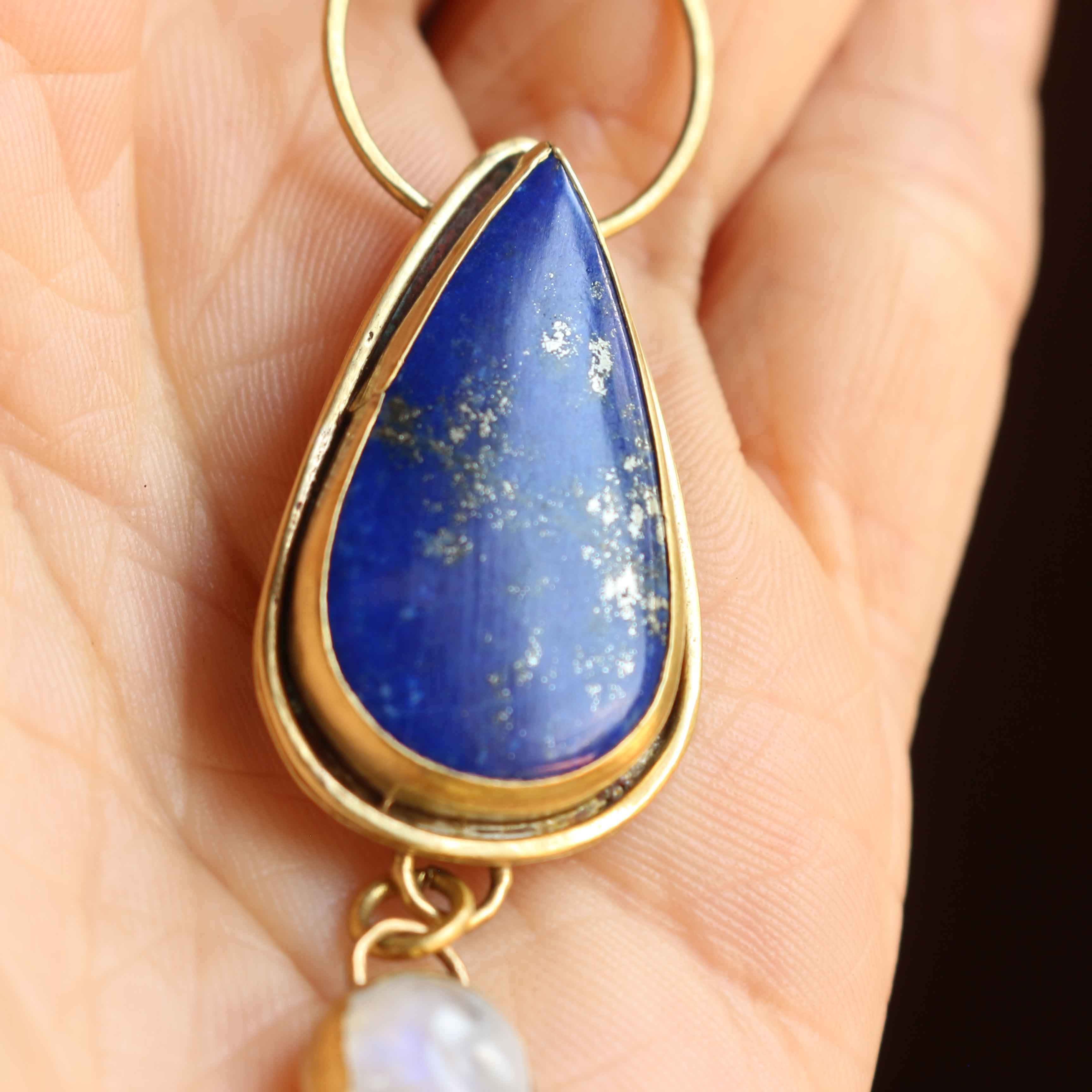 Ciondolo "Notte Stellata" Lapislazzuli e Labradorite bianca