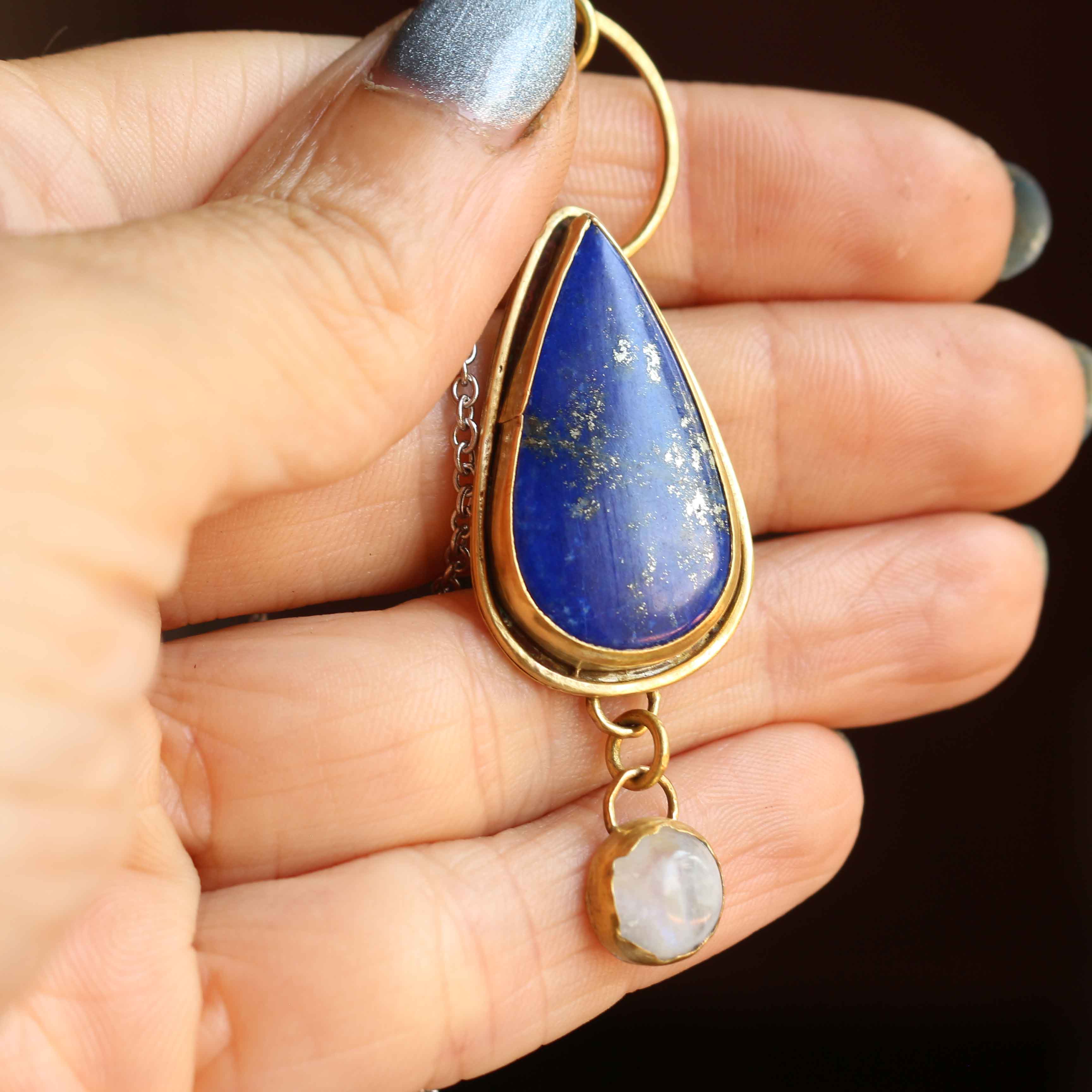 Ciondolo "Notte Stellata" Lapislazzuli e Labradorite bianca