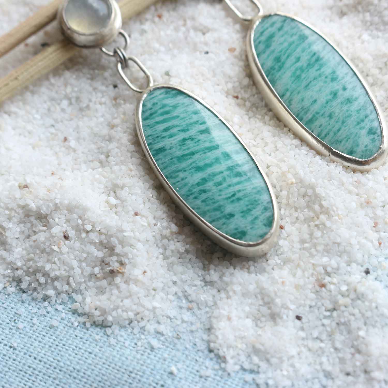 Orecchini "Onde di Luce" Amazzonite e Labradorite bianca