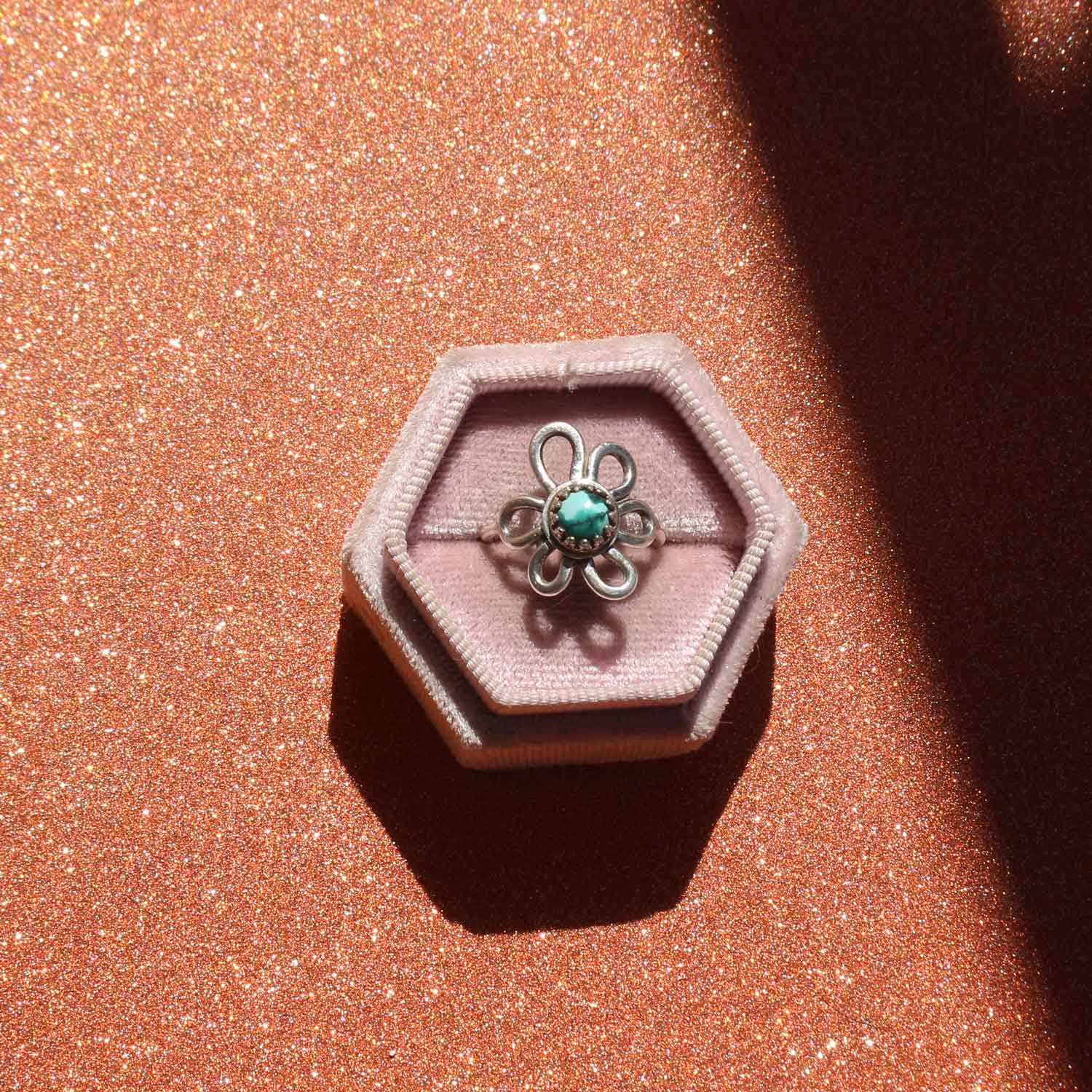 Anello regolabile "Fiore Blu" Turchese naturale e argento