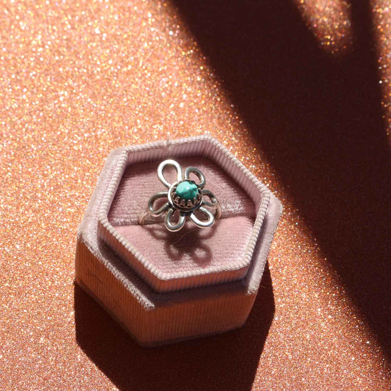 Anello regolabile "Fiore Blu" Turchese naturale e argento
