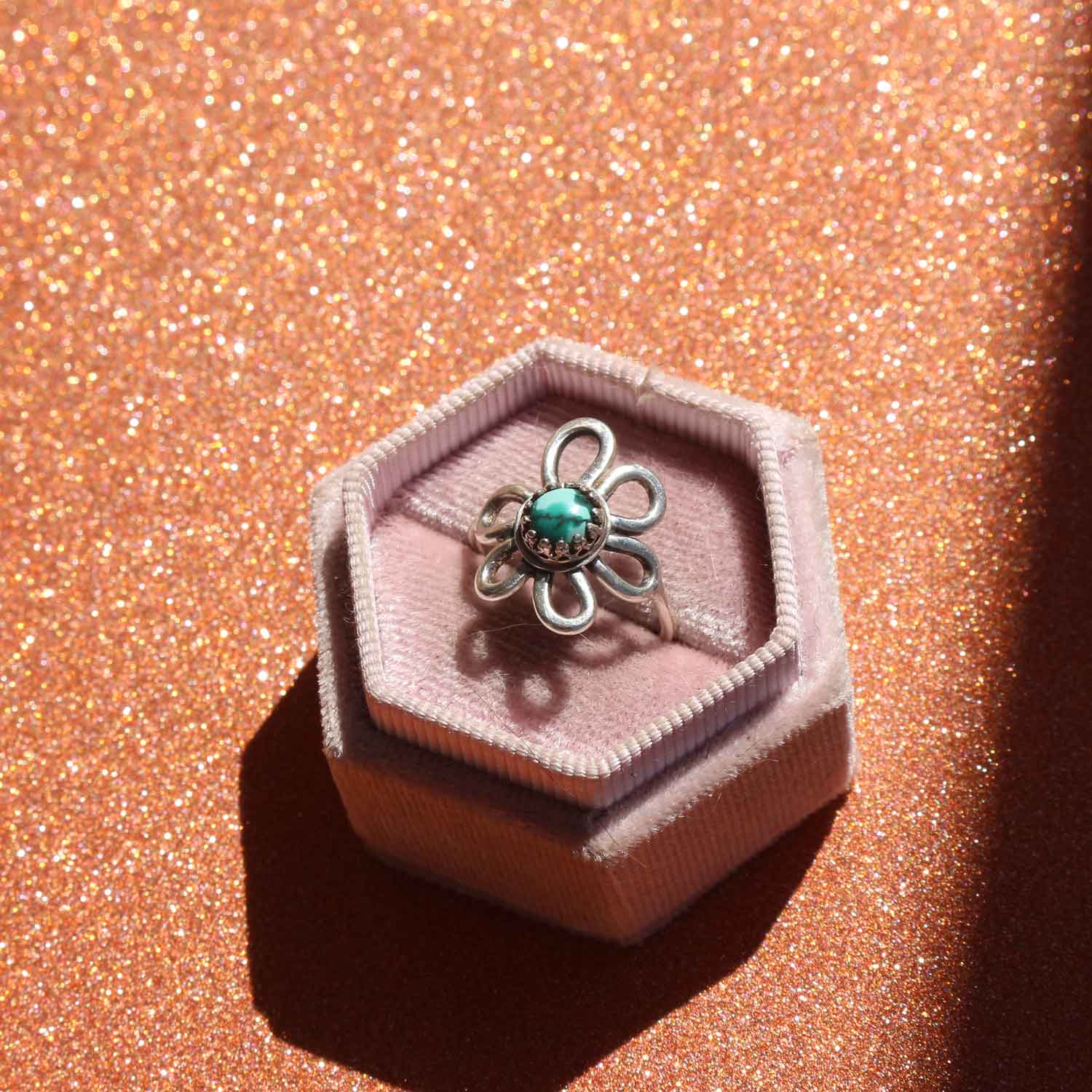 Anello regolabile "Fiore Blu" Turchese naturale e argento