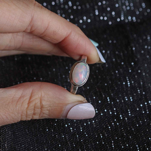 Anello "Sigillo di Nebbia" Opale etiope naturale in argento - IT 16