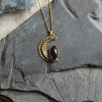 Ciondolo Amuleto "Lunatica" con Ametista taglio marquise in ottone