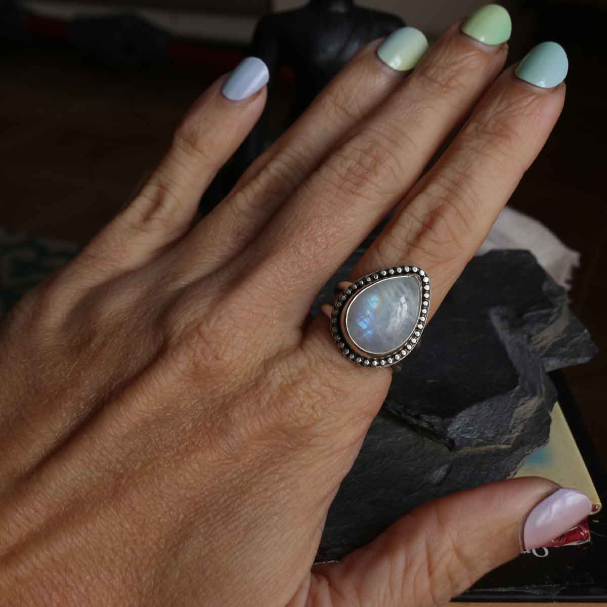 Anello "La Via della Vita" Labradorite Bianca - Arg. 925