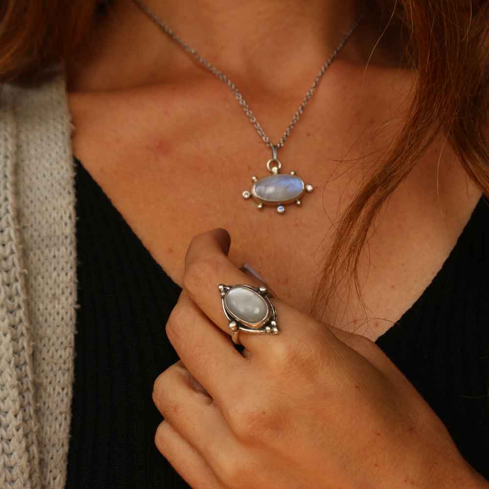 Anello Pietra di Luna (Adularia bianca) Arg. IT 17