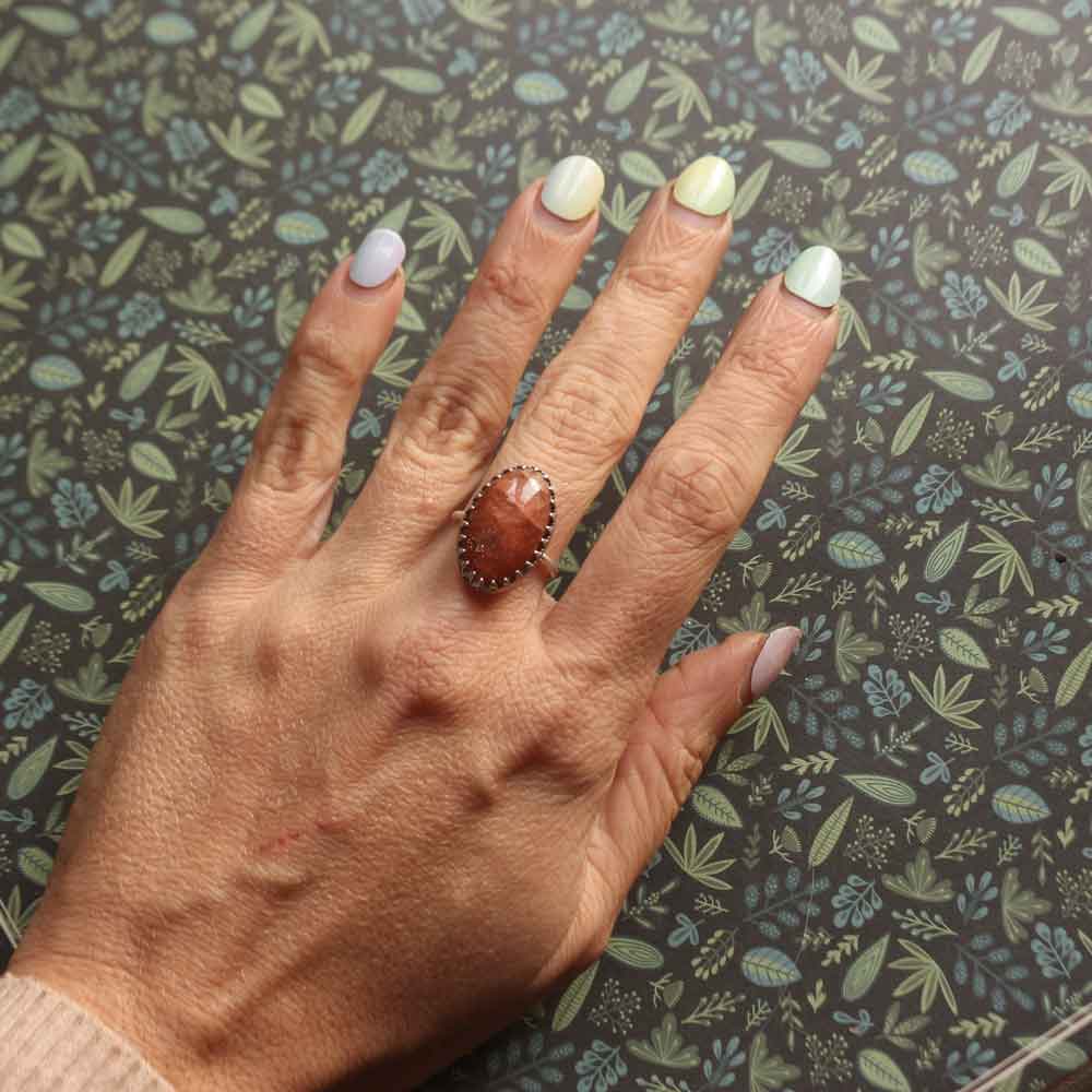 Anello "Aurora di Fuoco" Pietra del sole in argento - Regolabile