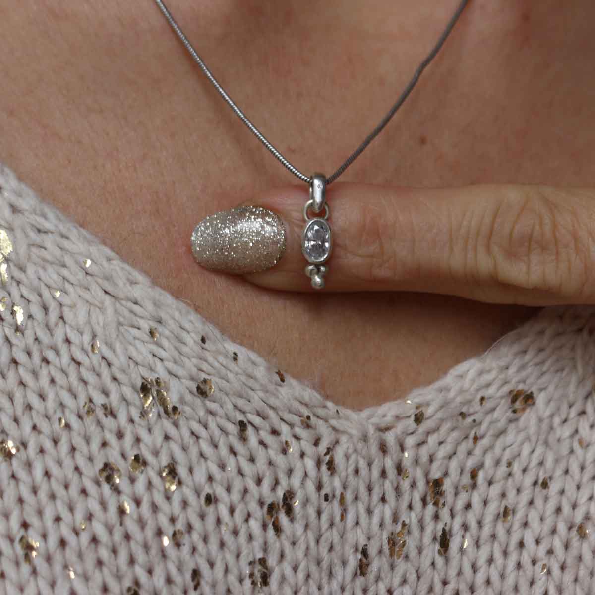 Ciondolo Punte Luce con Ossido di Zircone ovale