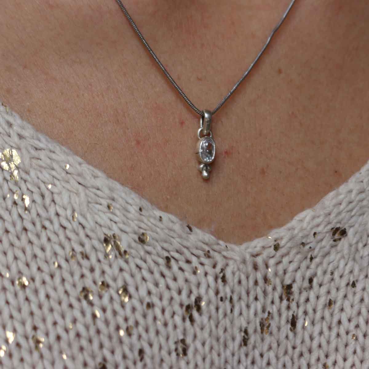 Ciondolo Punte Luce con Ossido di Zircone ovale