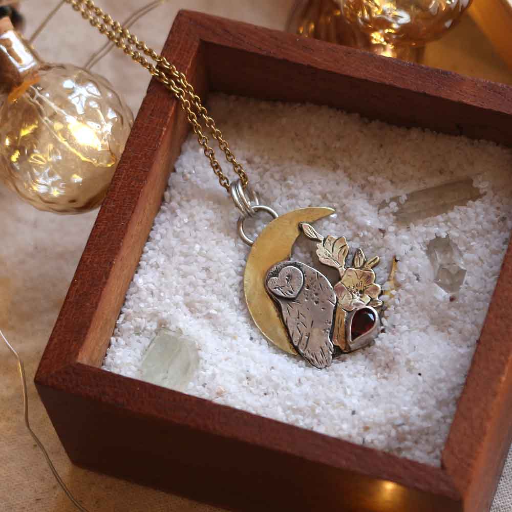 TOTEM "Il Gufo" - Granato rosso