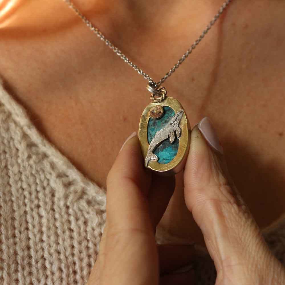 TOTEM "La Balena" - Crisocolla