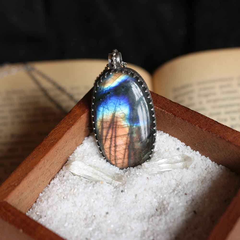 Ciondolo Totem "Il Drago" - Labradorite