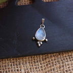 Pendente "Alyra" Labradorite bianca